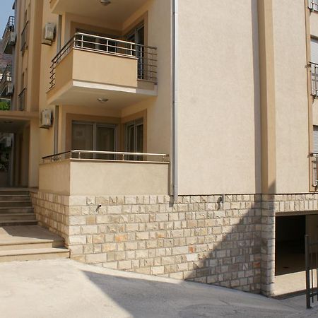 Apartments Dominus Petrovac Exterior foto